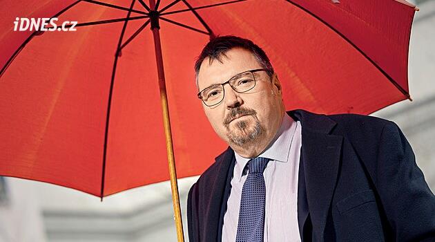 Pokud bude se začne stavět za stovky miliard korun, bude novela stavebního zákona úspěšná, říká Singer