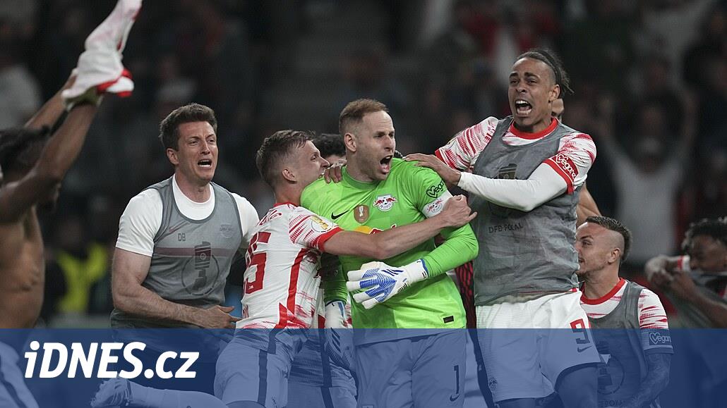 Lipsko slaví triumf v poháru, finále hrálo v oslabení a zvládlo penalty -  iDNES.cz