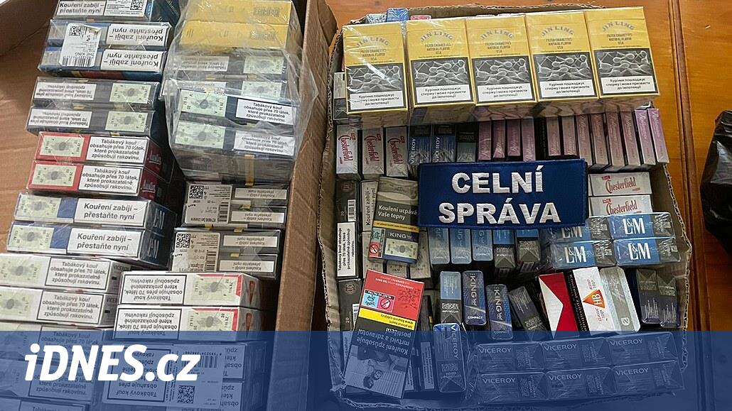 Kompletní výrobní linku na nelegální cigarety objevili celníci při raziích  - iDNES.cz