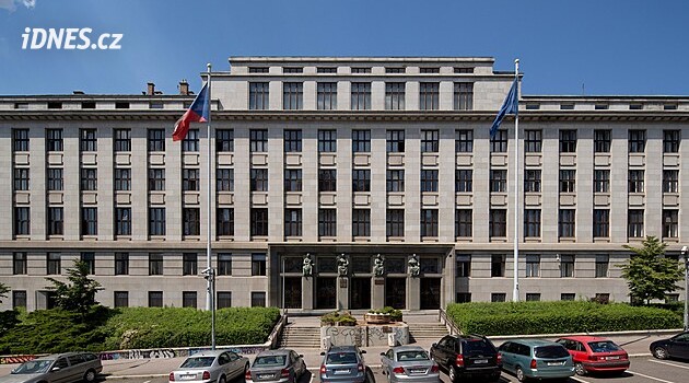 Ministerstvo zemědělství podpořilo zemědělský výzkum, ale podle NKÚ nezná přínosy