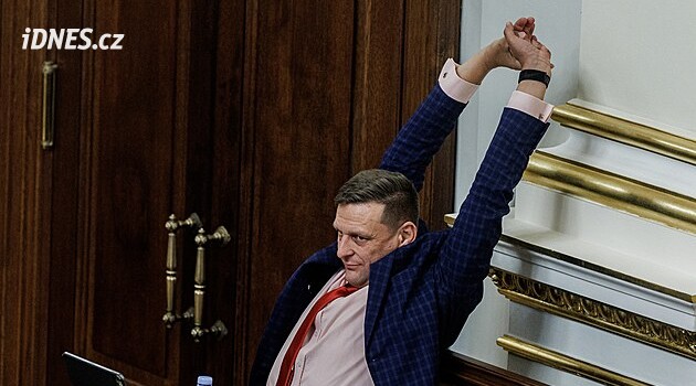 Hodně za hranou, zuří poslanec ANO. Někdo se mu naboural do profilu a zveřejnil jeho parte