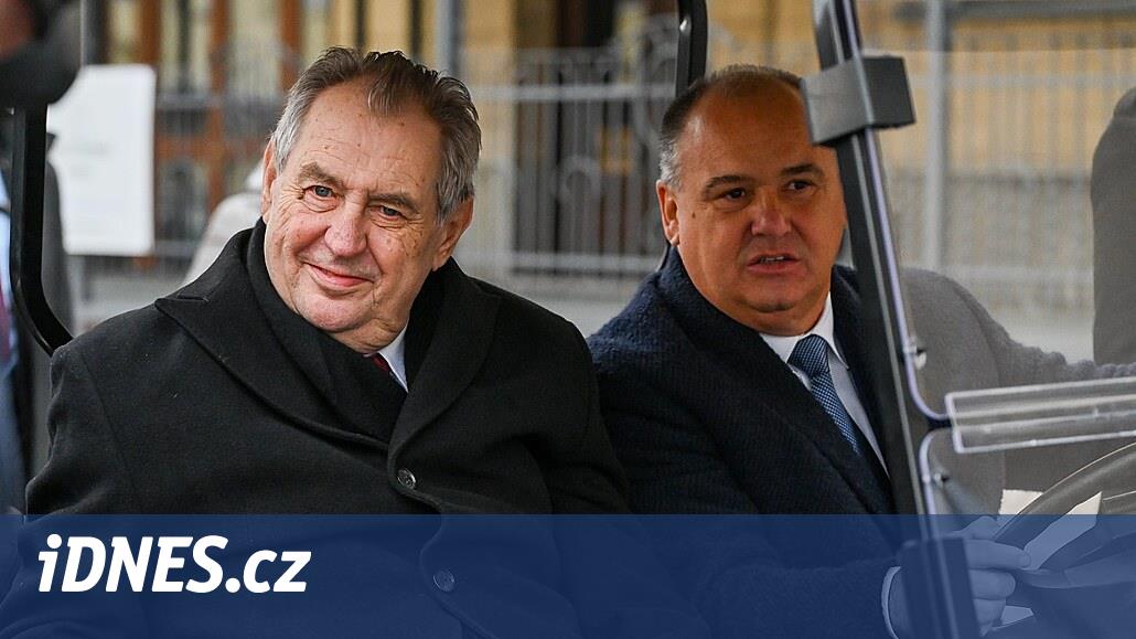 Election 2023 |  Zeman traveled around Nchod in a golf cart, Mayor Birke said