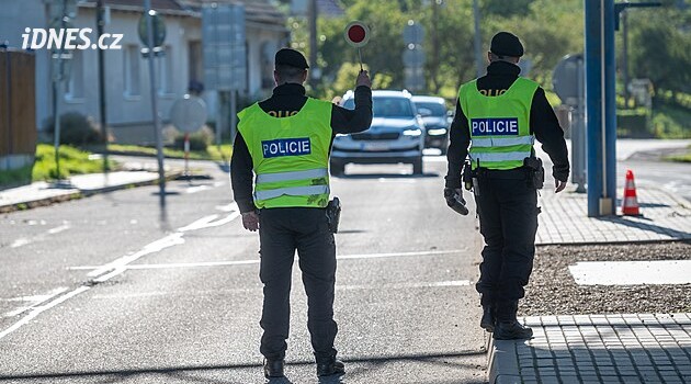 Rozsáhlé cvičení na hranici se Slovenskem. Policie trénuje znovuzavedení kontrol