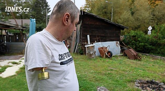 Yanmış Jiří Hos Almanya'dan yeni bir el bekliyor