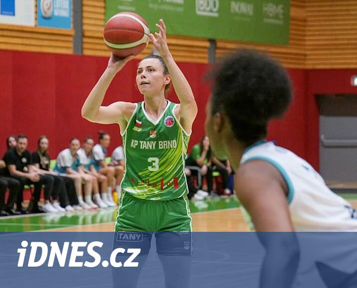 KP Brno basketbolcuları serinin sonunda Hradec'i yenerek bronz madalya serisine başladı