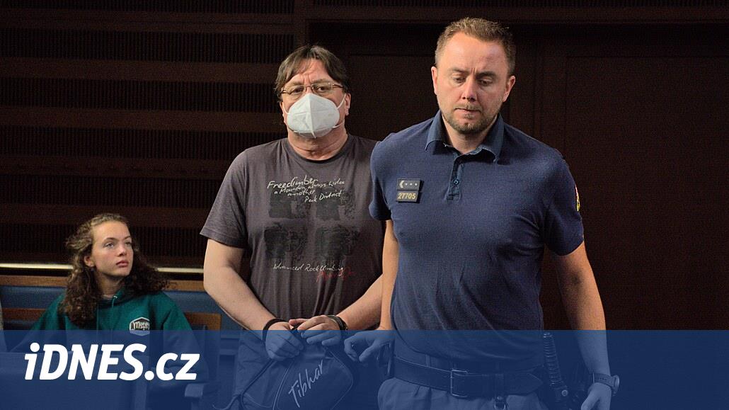 Před vraždou ji sledoval. Manžel na ženu najal detektiva a napíchl městské kamery