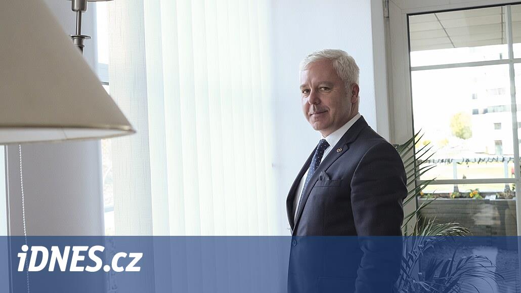 Vali Krkoška doktorlara rüşvet vermekle suçlanıyor. Siyasetle alakası yok dedi