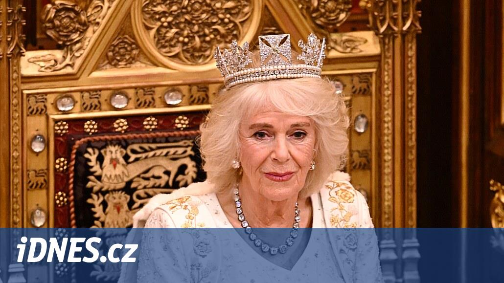 Nefret edilen Camilla, kralın desteğidir.  Halkla iletişim kurar ve monarşiyi kurtarır