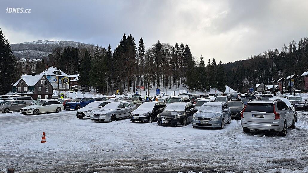 Ücretsiz otoparkın sonu, Mln’nin yazıcıyı seçmesi gerekiyor