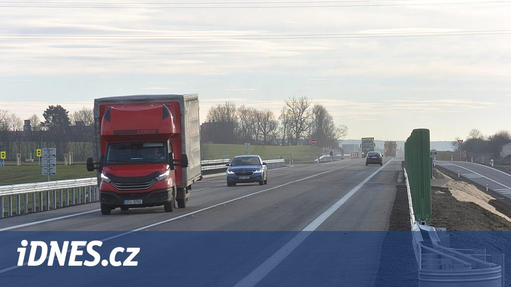 Elli yıl boyunca Svitavy çevre yolunu terk ettikten sonra altı dakika sayacağım