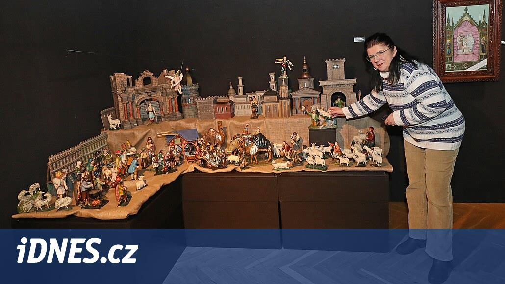 İnsanlar ölen kişiye tapıyordu ve Mikul cübbe giyiyordu, geçmişte Noel böyle görünüyordu