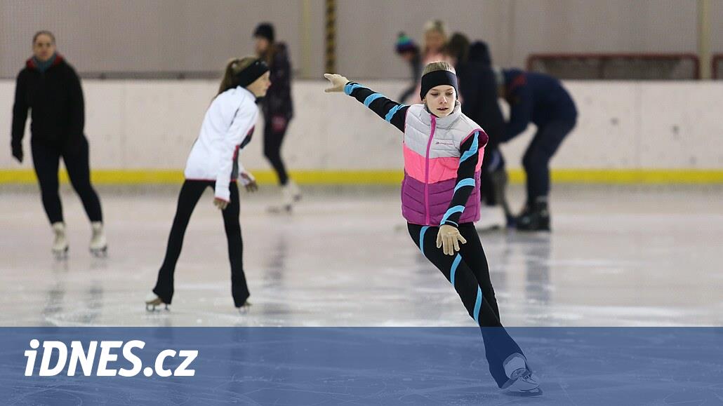 Paten ve buz hokeyi oyuncuları için. Cojetn küçük bir kış stadyumu inşa etmek istiyor