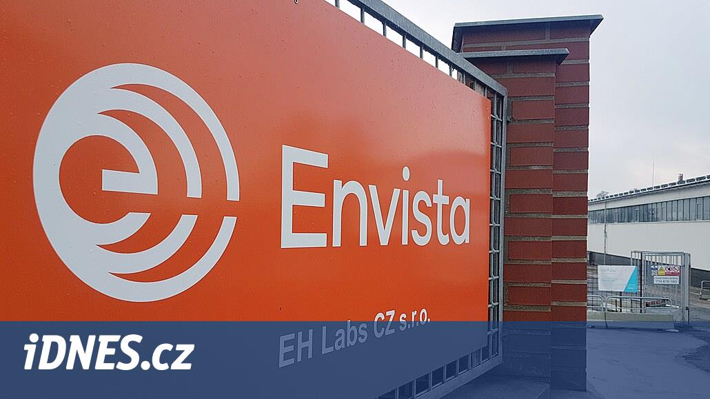Amerikalı bir yatırımcı Dvór Králové’de görünmez diş teli üretimine başladı