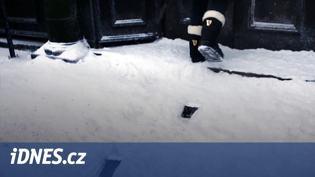V botách Guinness za sebou zanecháte pivní stopu, slibuje reklama ...