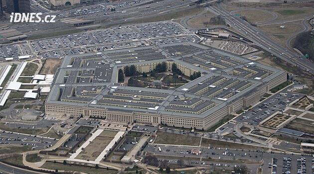 Pentagon se připravuje na několikatýdenní pozemní operaci v Íránu, píše list