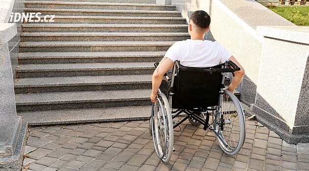 Euroklíč s prodlevou. Handicapovaní se dočkají nejdříve o Vánocích