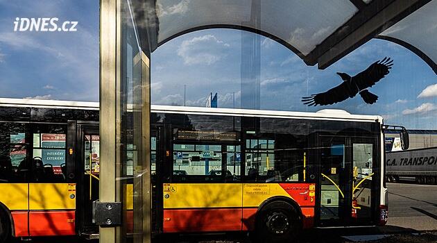 Bilgisayar korsanları Hradec Králové'de Dopravní podnik'e saldırdı, e-posta adresleri sızdırıldı