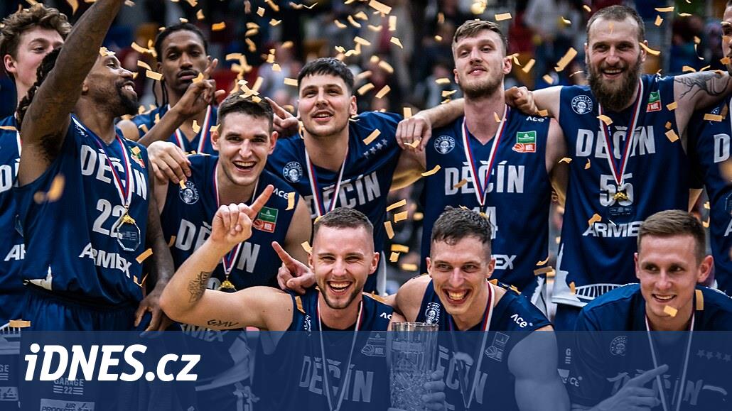 Basketbalisté Děčína poprvé ovládli Český pohár, ve finále porazili Brno -  iDNES.cz