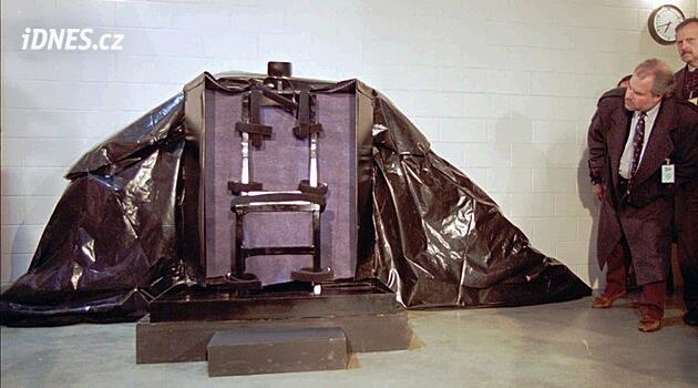 Popravčí četa, smrtící injekce. Trumpova vláda chce rozšířit škálu trestů smrti