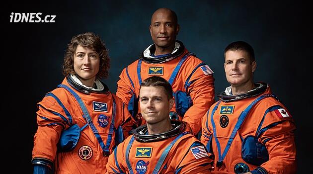 Grilované hovězí, brokolice a zákaz příliš drobit. Jak vypadá jídelníček posádky Artemis II