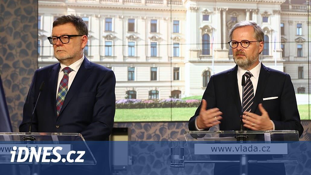 Hükümet stratejik yatırımlar için fazladan 350 milyar dolar arıyor, başka kaynaklar bulması gerekiyor