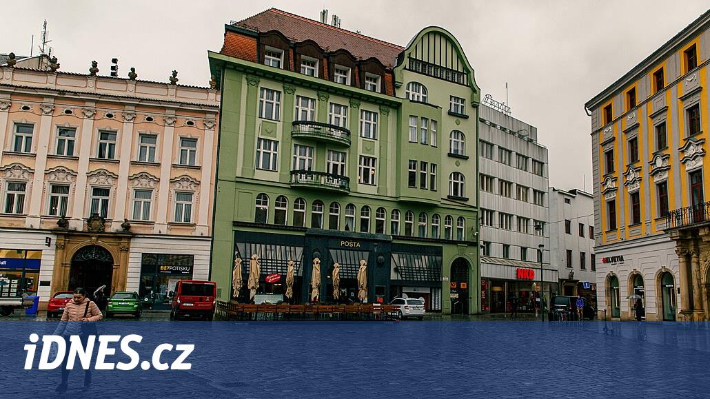 Czech Post, Olomouc'un merkezinde eski bir şubesi olan bir sarayı 130 milyona sattı