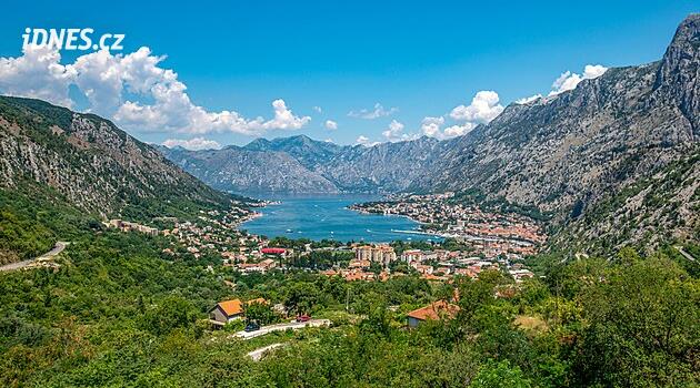 Jadranský fjord, který není fjordem. Vydejte se prozkoumat boku Kotorskou
