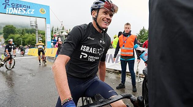 Dört kez Tour kazananı Froome, geçen yıl ciddi bir sakatlığın ardından kariyerine son verdi