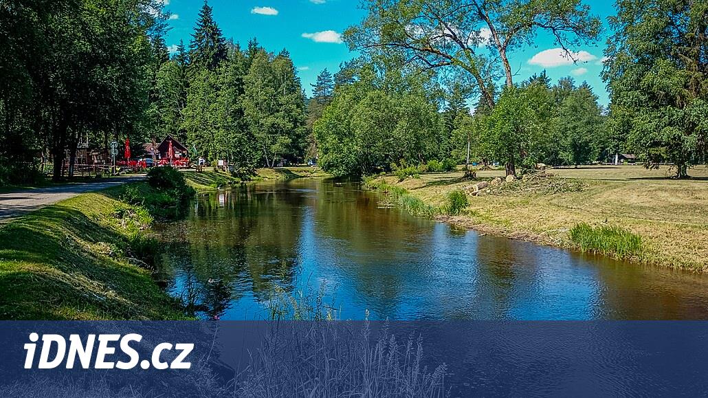Bu yıl kuraklık nedeniyle Šumava'daki Tepla Vltava'ya sadece 251 tekne gitti