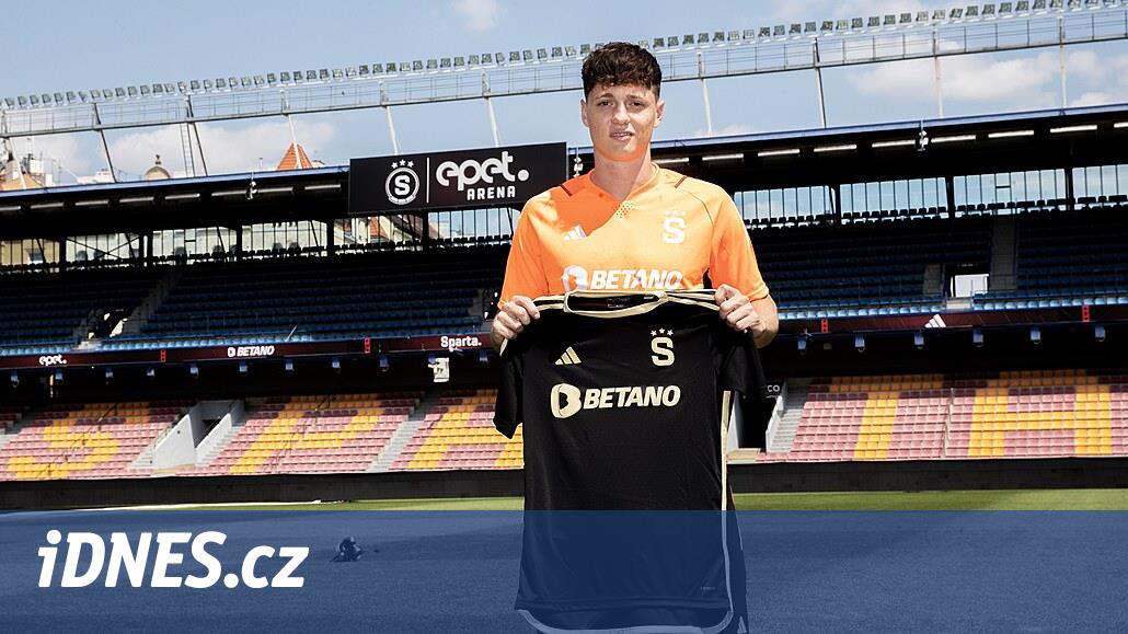 OBRAZEM: Černozlatá jako unikátní experiment. Jaké byly dresy Sparty v ...