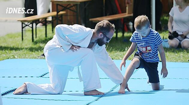 Karlovy Vary bölgesi sporu erişilebilir kılmak istiyor. Kulüplere 40 milyon gönderecek