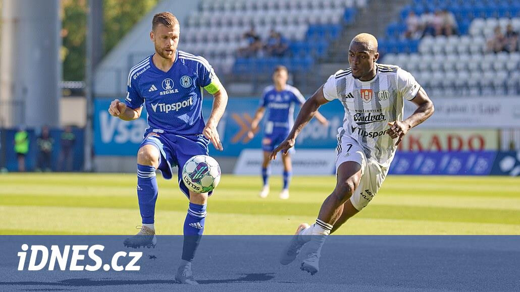 Ostrava, Nijeryalı Adediran'ı České Budějovice'den kiralık olarak aldı