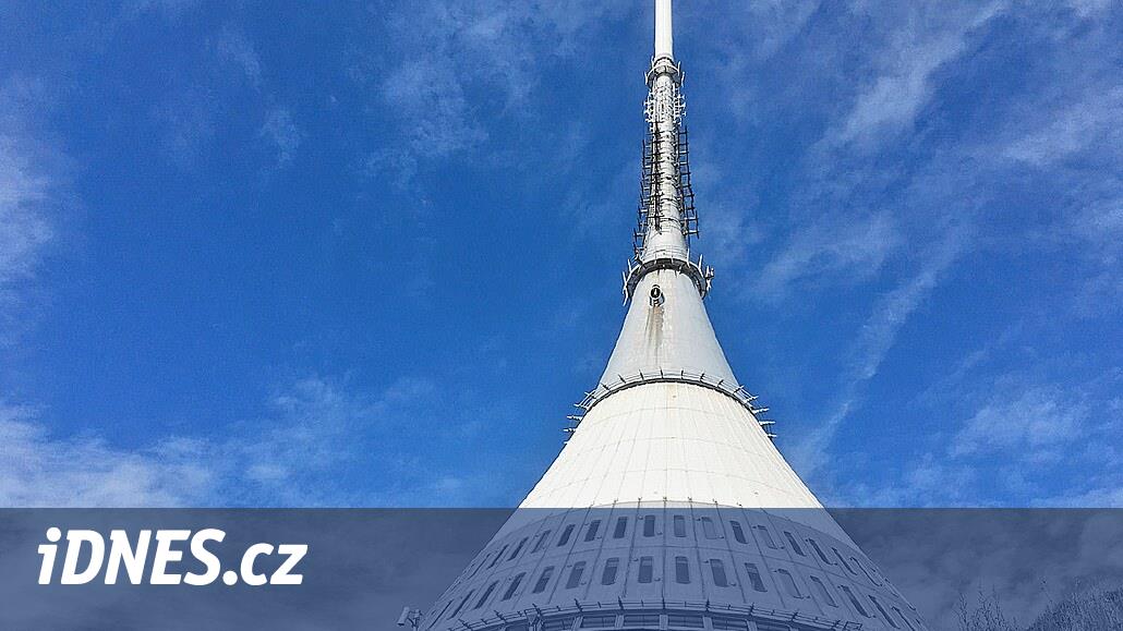 Liberec bölgesi Ještěd'de bir otel ve verici satın alıyor, yeni koşullar konsey tarafından onaylandı