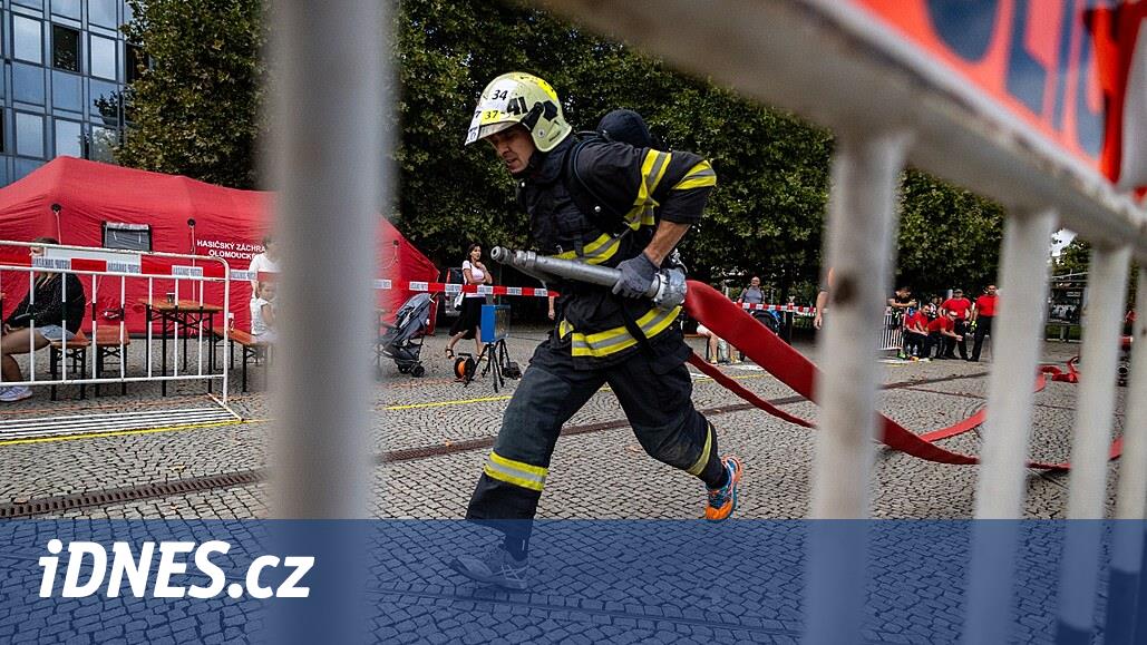 Bir ateş sporundan daha fazlası.  Kuveytli itfaiyeciler de Vysočina'ya gidiyor