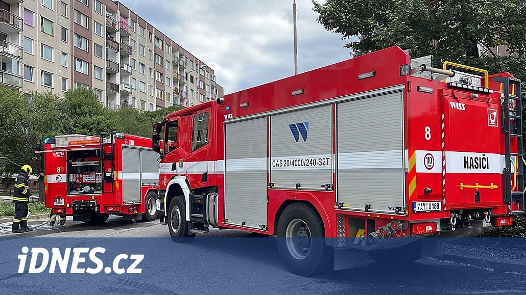 Kraslice'de bir apartman dairesi yandı, 4'ü çocuk 6 kişi hastanede