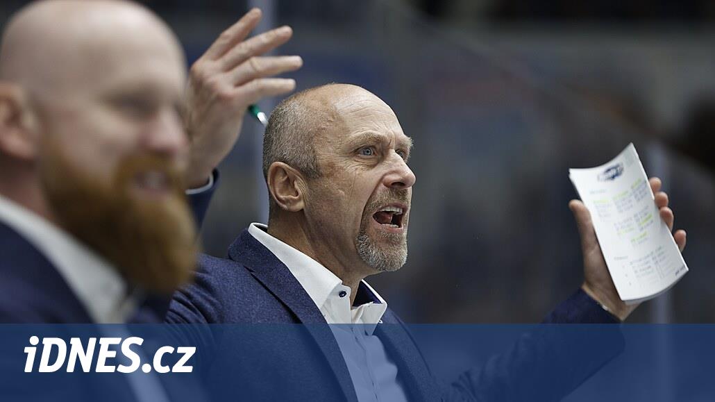 Hokey Kometa'nın antrenörü yok.  Mavi istifa etti, Amerika'ya dönüyor