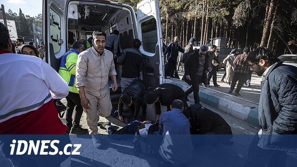 Süleyman'ın Rno'daki mezarında meydana gelen patlamada onlarca kişi öldü, terörizmden bahsediliyor