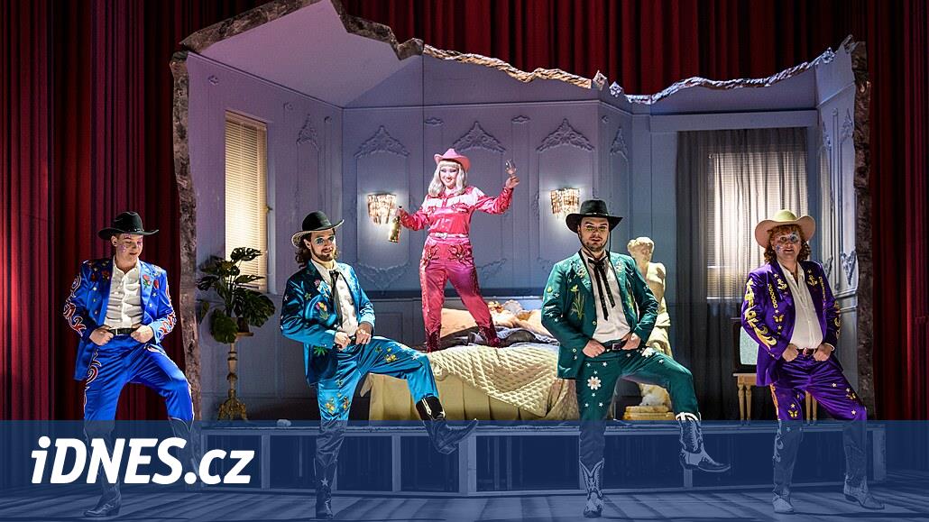 İNCELEME: National'daki zavallı Ariadne.  Elinde kalan tek şey televizyondu