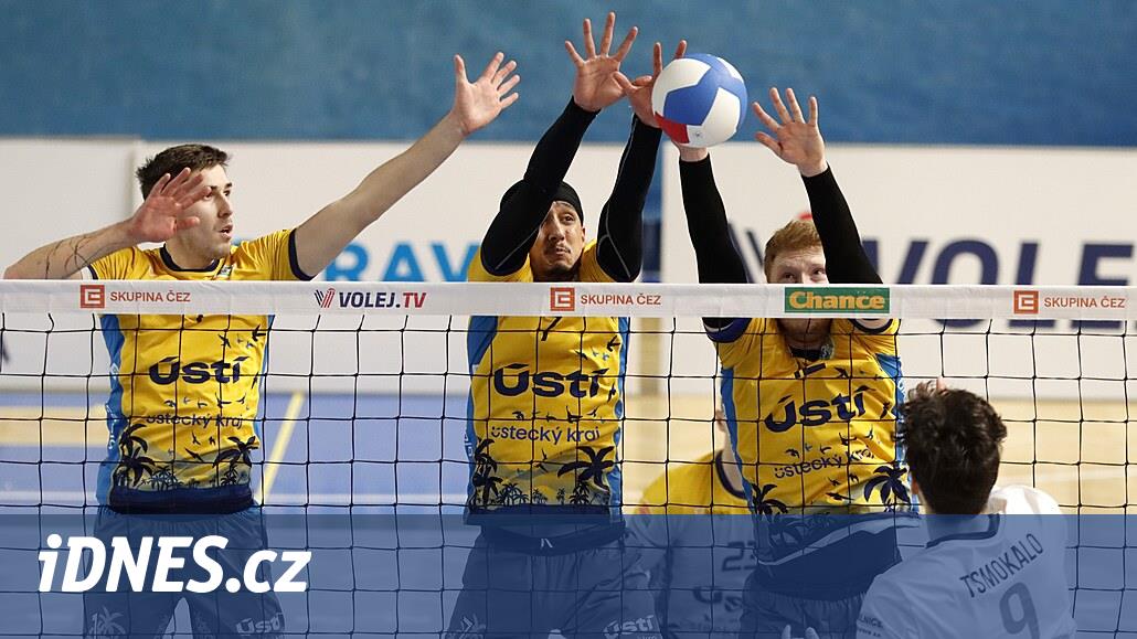 “Çılgınlar”ın isyanı.  Ústí voleybol takımının başkanı, en kötü takım olmadığımızı kanıtlayacağımıza inanıyor