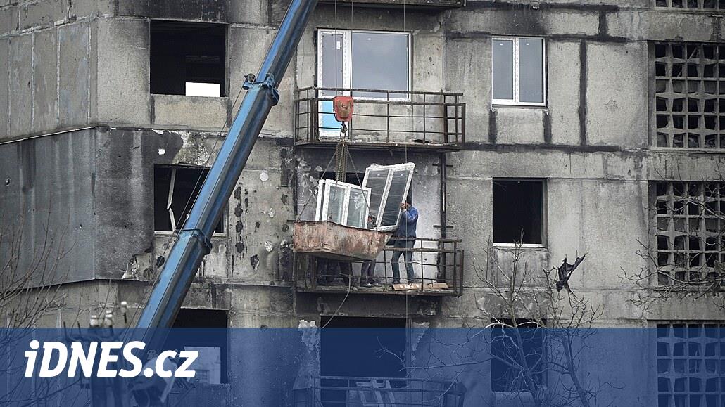 Mariupol'daki kalıntılar büyük bir yatırım, emlak uzmanları yeni filmde Ruslara tavsiyede bulunuyor