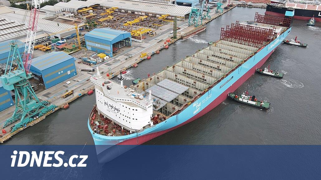 Deniz taşımacılığı yılda bir milyar ton karbondioksit üretiyor.  Bundan nasıl çıkılır