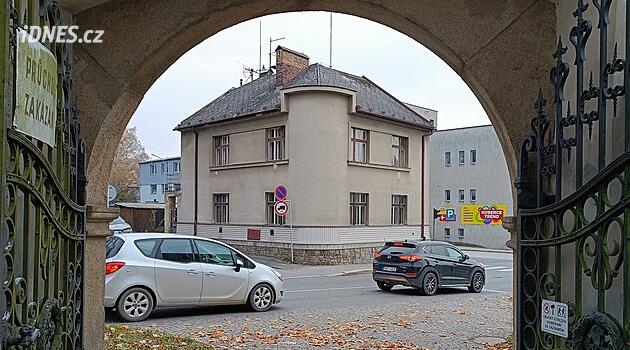 Havlíčkův Brod kavşaktaki evin yıkılmasını onayladı