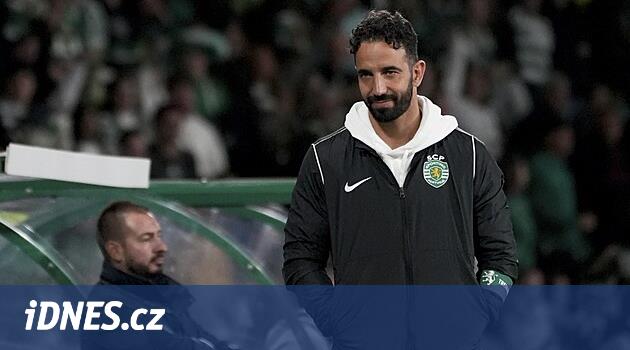 United'ın zaten bir antrenörü var, çeyrek milyarın üzerinde para ödüyorlar. Amorim Sporting'den geliyor