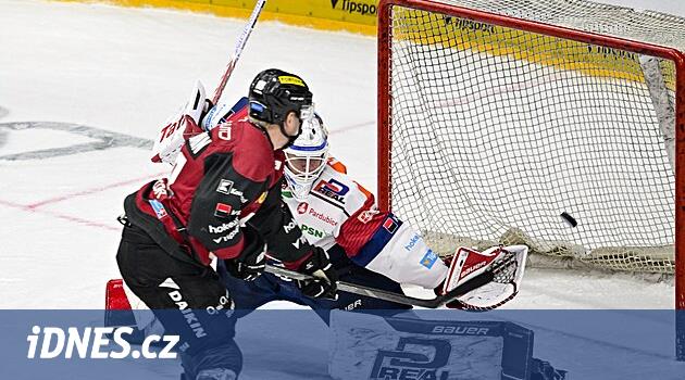 Pardubice, Sparta'nın sefaletini körüklüyor. Saflıktan kurtulup daha iyi şut atması lazım