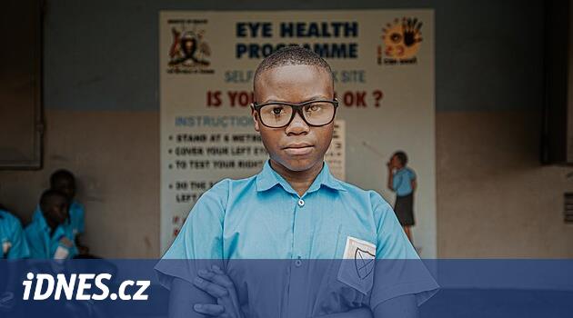 “Cazibe” ve para eksikliği var ve çocuklar yıllarca bekliyor. Uganda'da gözlük hâlâ lüks