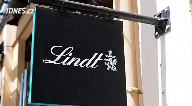 Lindt zlevňuje. Klesá poptávka po čokoládě na klíčových trzích