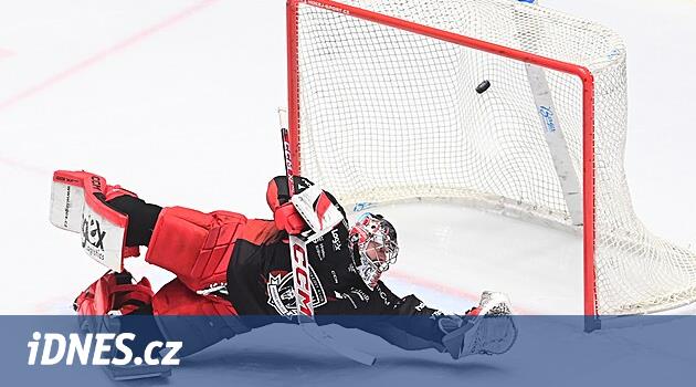 Marodka doluyor, geri dönüşler belirsiz. Başarısız bir derbi Hradec'e sorun getirdi