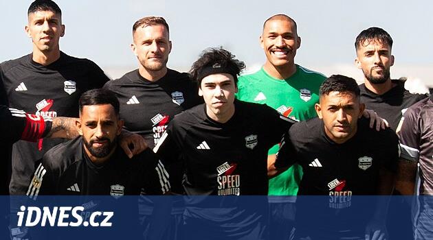 Arjantin'de futbol liginde bir YouTuber'ın başlangıcını araştırıyorlar. Arkasında çıkarlar var mı?