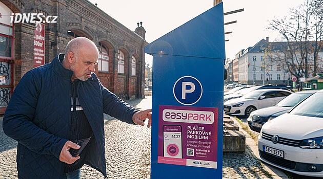 V Olomouci se bude za parkování platit až do deseti večer a nově také o víkendech
