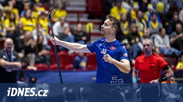 Slovakya'nın Floorball oyuncuları Estonya'yı fethetti ve Çek Cumhuriyeti ile Dünya Şampiyonası Çeyrek Finalleri'nde oynayacak
